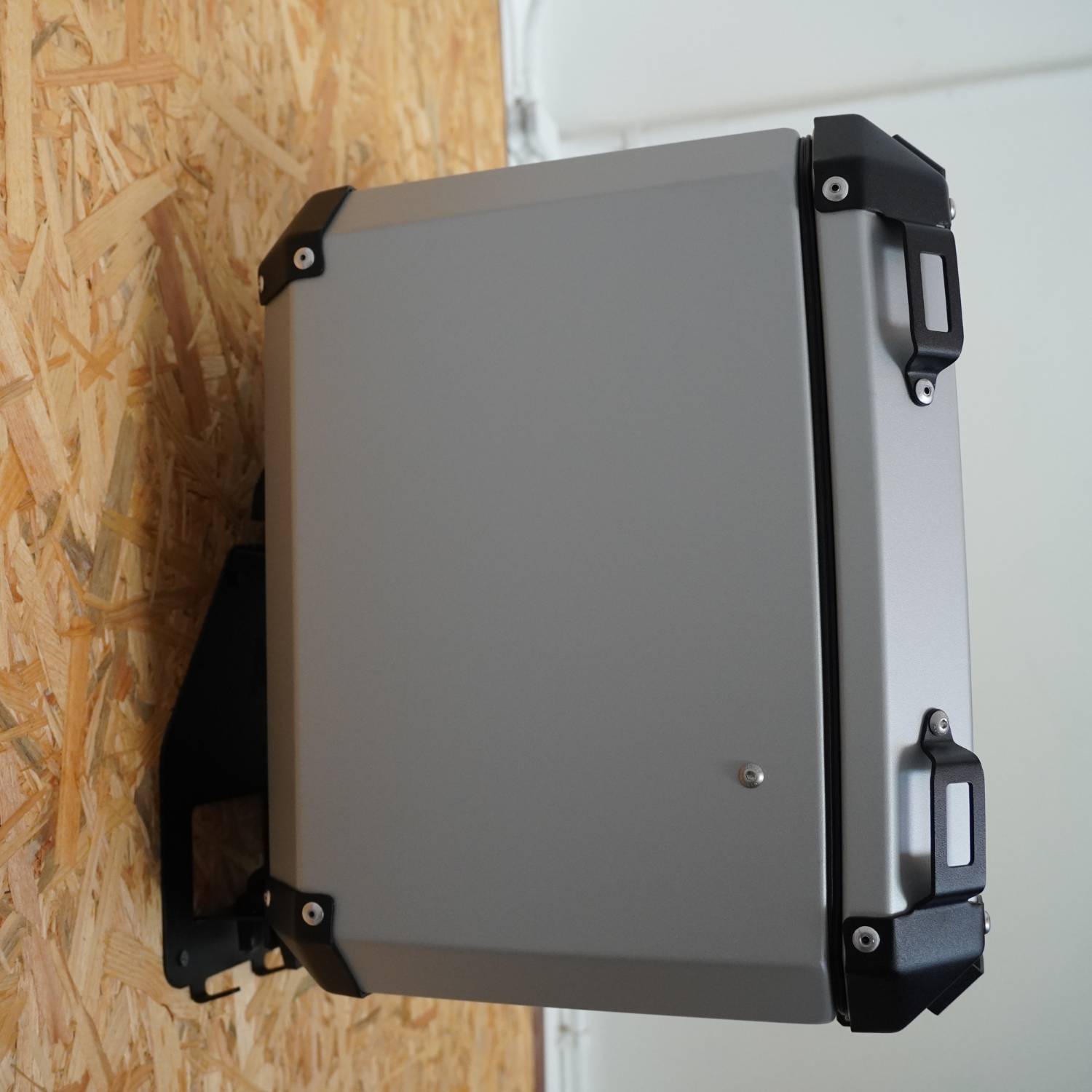 Wall Bracket for APDURO Zerorack™  Topcase & Luggage Plate