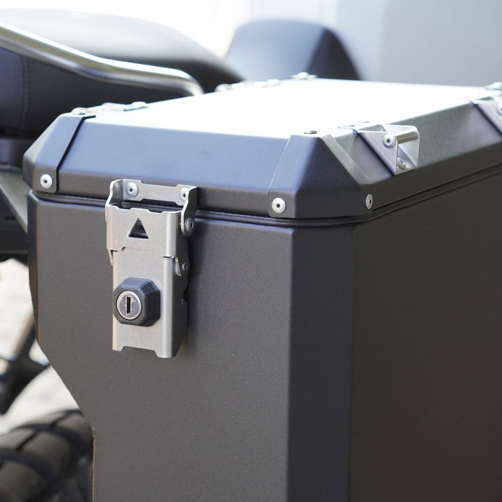 black-apduro-panniers-1300-gs-adv-aluminium-cases