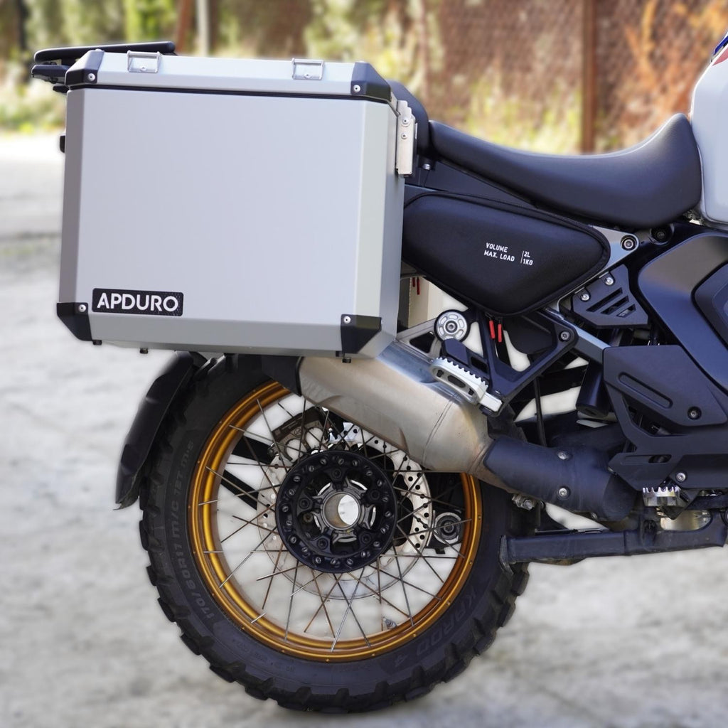 bmw-1300-gs-adventure-silver-panniers