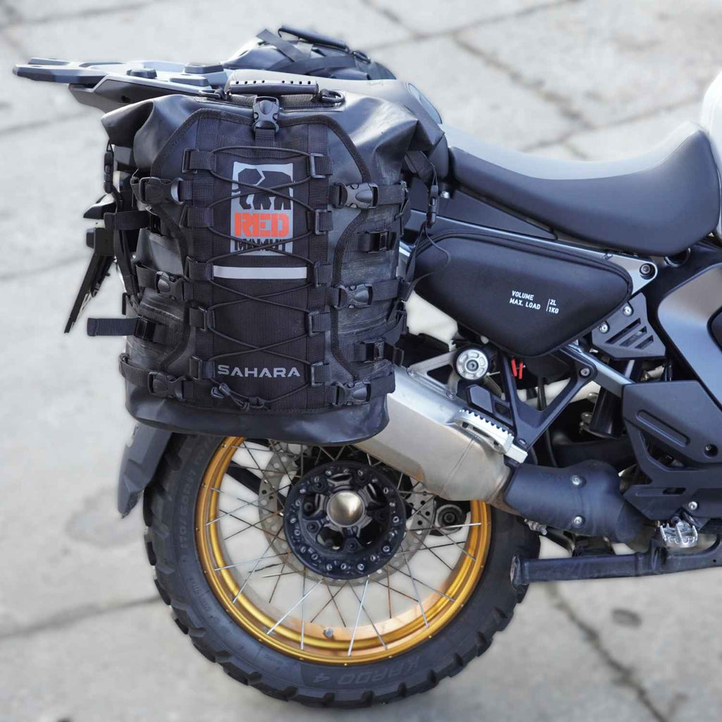 red-koyot-panniers-with-luggage-plate-apduro-bmw-gs-1300-adv